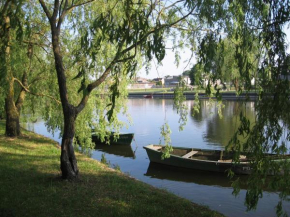  Pokoje i domki nad Kanałem Bystrym  Августов